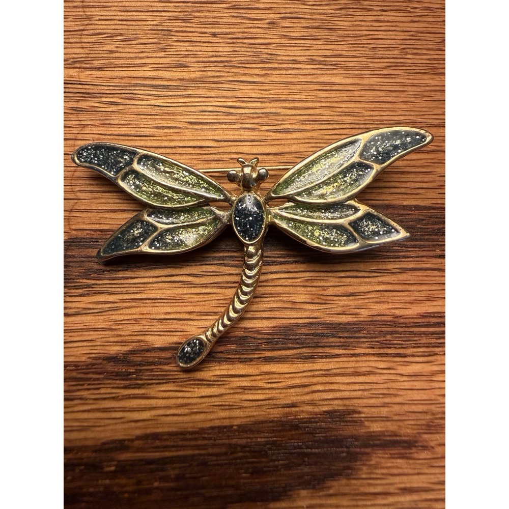 Vintage dragonfly brooch pin gold tone metal collectible‎ insect